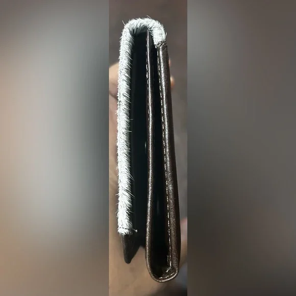 GOYAZES Brown and White Wallet with Elegant Two-Tone Western Design - Picture 5 of 6